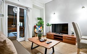 Cozy & Modern Renovated Flat For 4Ppl