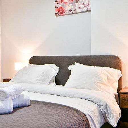 Apartament Cozy & Modern Renovated Flat For 4Ppl Ateny Zewnętrze zdjęcie